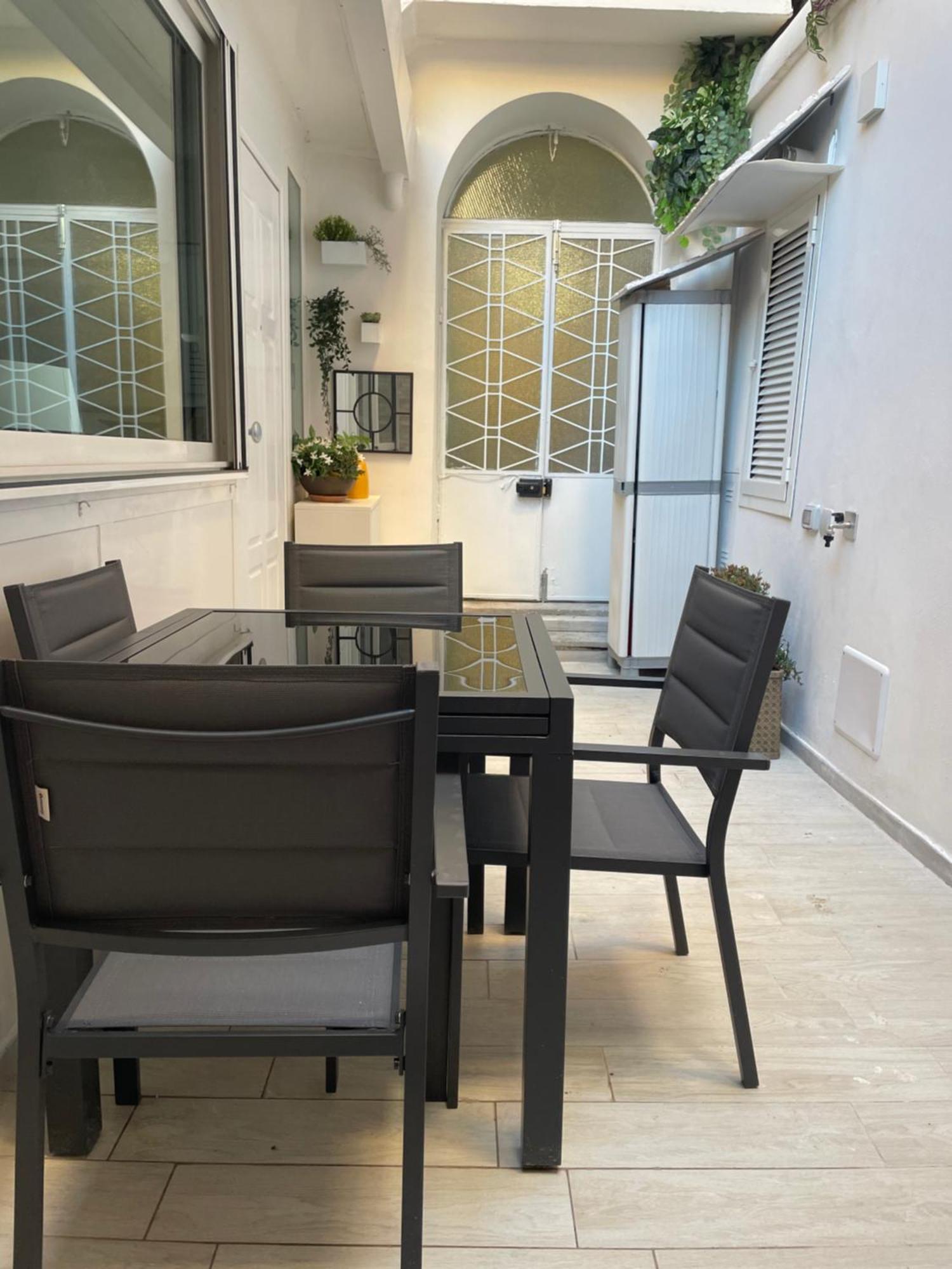 Divine Terrace Stylish St Peter *
