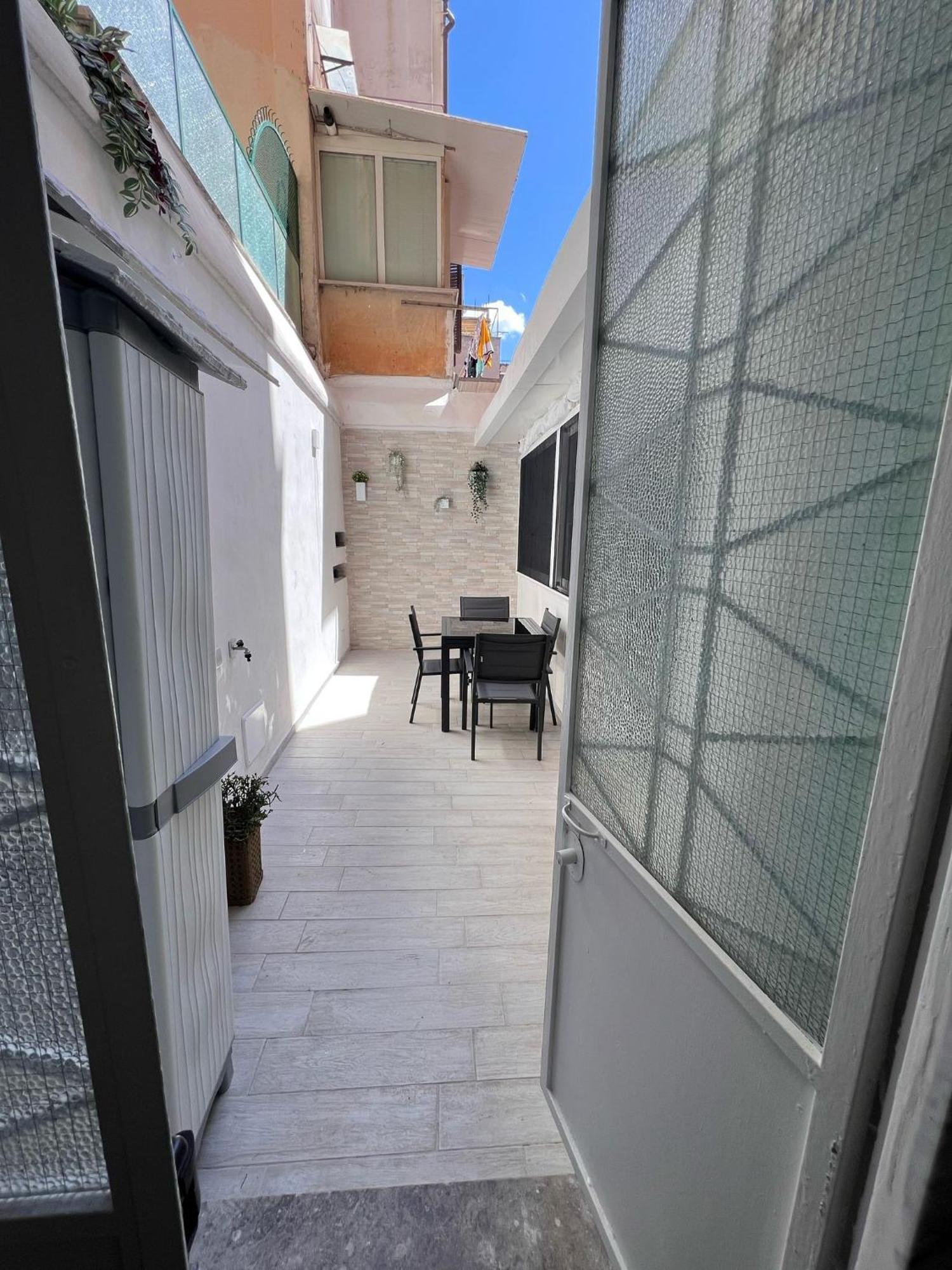 Apartment Divine Terrace Stylish St Peter
