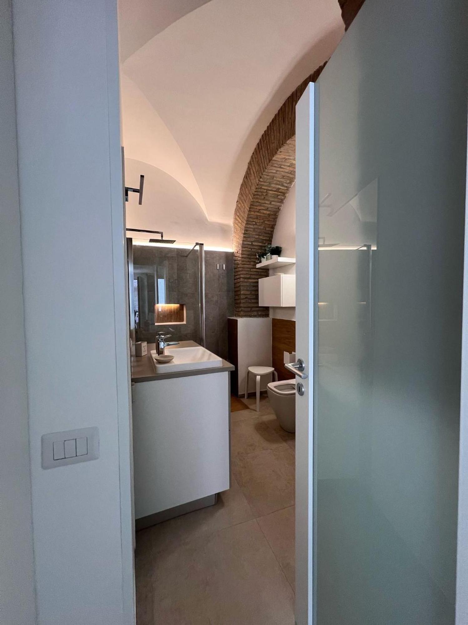 Divine Terrace Stylish St Peter Apartment Rome